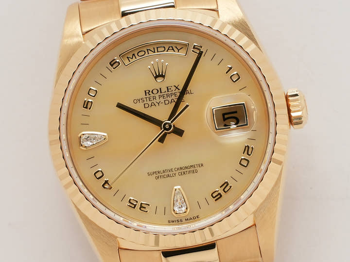 Rolex Day-Date 36 Ref.18238N2BR W number