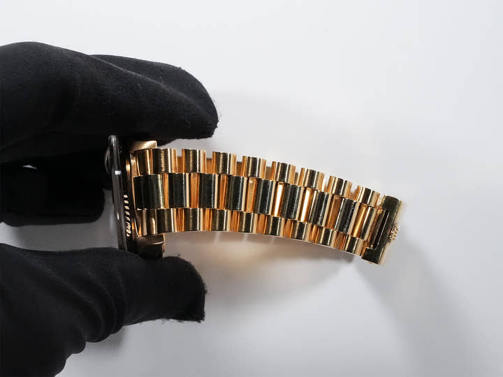 Rolex Day Date Reference 1803/8 No. 32