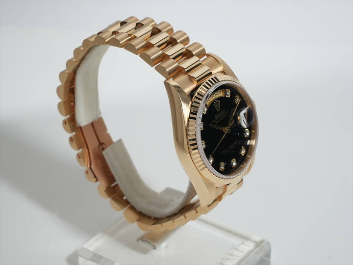 Rolex Day-Date 36 Ref.18238G W number