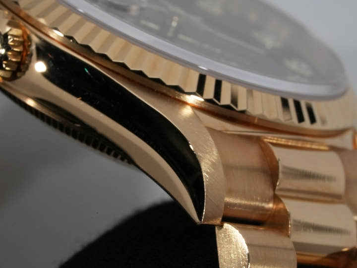 Rolex Day-Date 36 Ref.18238G W number