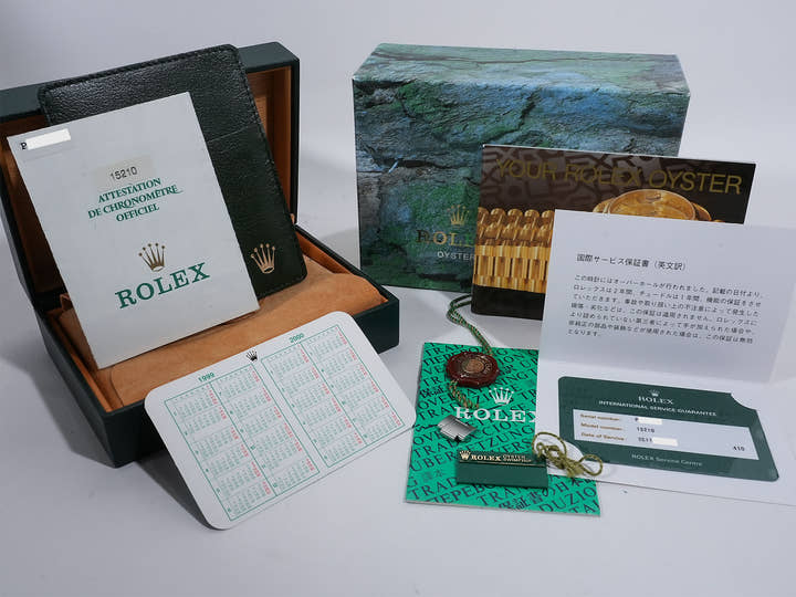 Rolex Oyster Perpetual Date Ref. 15210 P-number