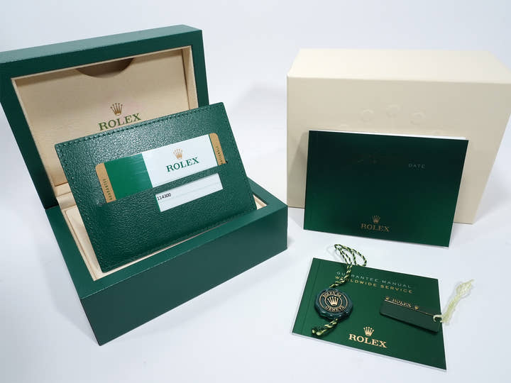 Rolex Oyster Perpetual 39 Reference 114300