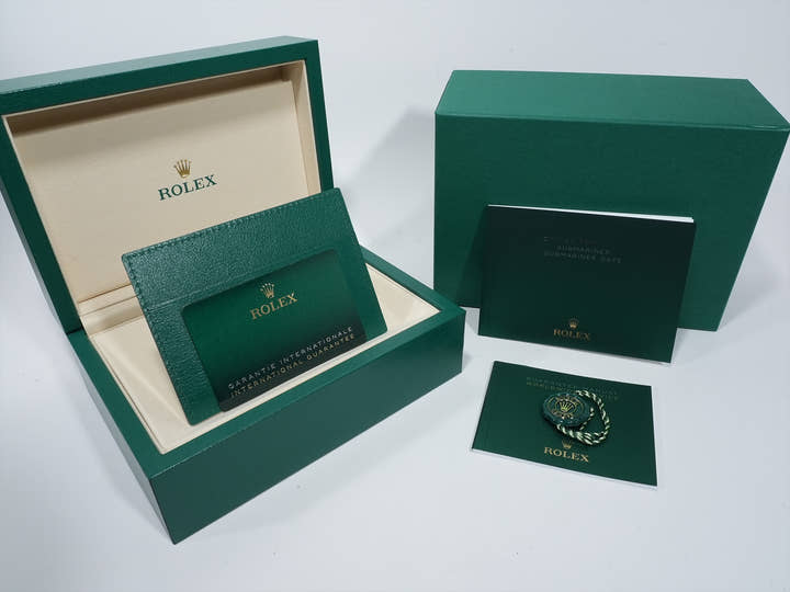 Rolex Submariner Date Reference 126610LV