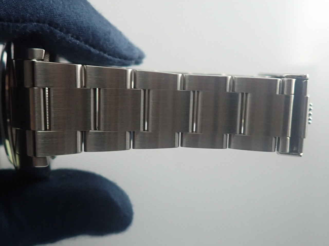 Rolex Explorer Reference 214270