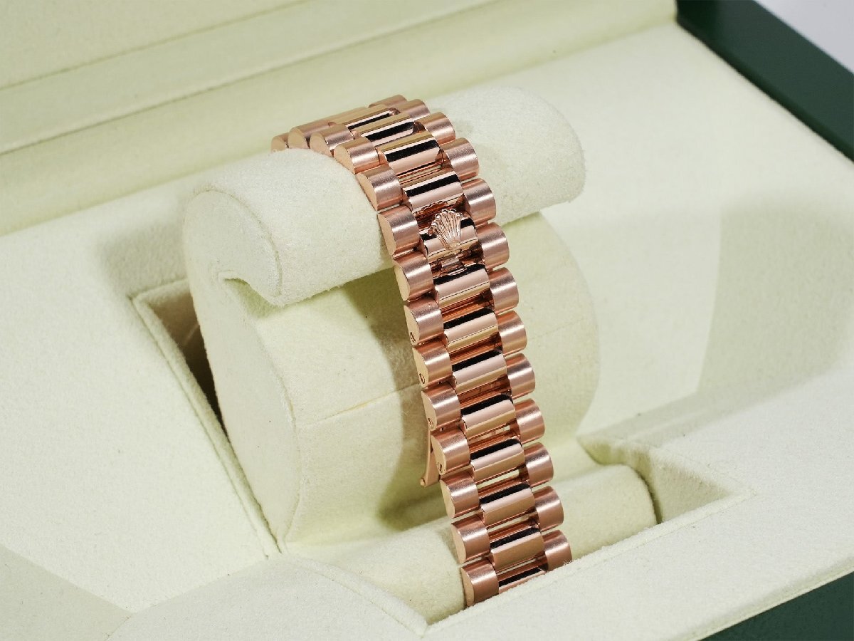 Rolex Day-Date Ref. 118235A 18KPG Pink x 10P Diamond Dial