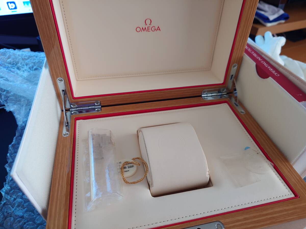Omega Speedmaster Day Date 3220.50 SS Automatic