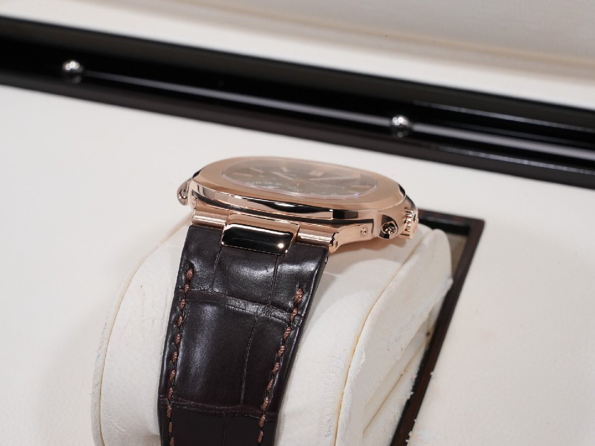 Patek Philippe Nautilus Ref. 5712R-001 Black Brown Dial