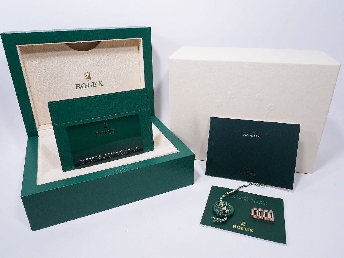Rolex Day-Date 36 Ref. 128235 Everose Gold Blue-Green Dial
