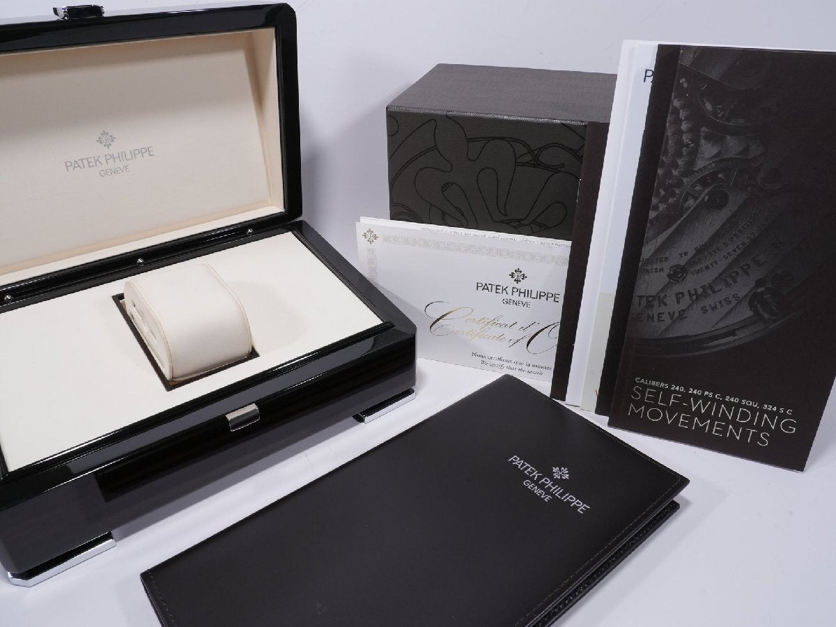 Patek Philippe Aquanaut Extra Large Ref. 5167/1A-001 Stainless Steel Black Dial