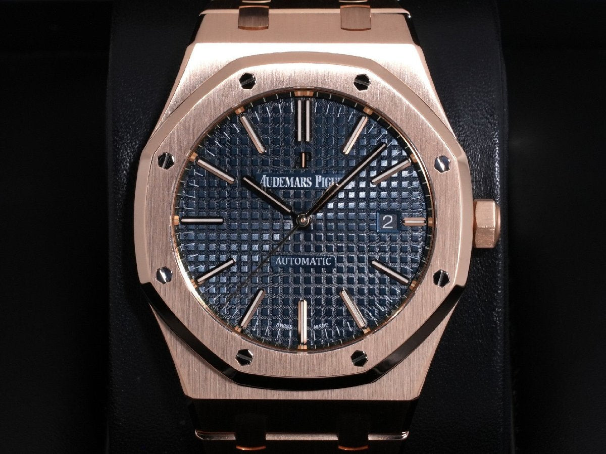 Audemars Piguet Royal Oak Ref. 15400OR.OO.1220OR.03 Pink Gold Blue Dial