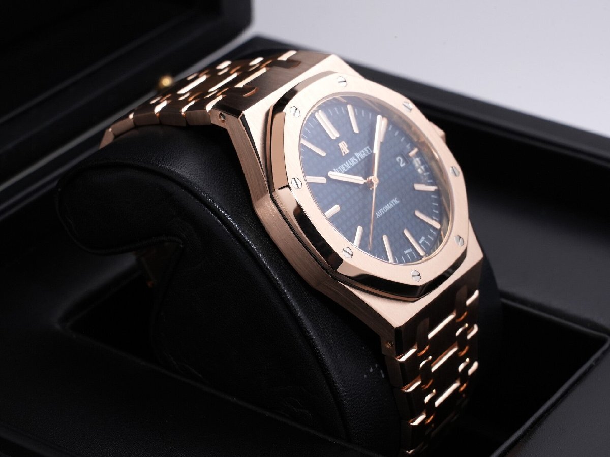 Audemars Piguet Royal Oak Ref. 15400OR.OO.1220OR.03 Pink Gold Blue Dial