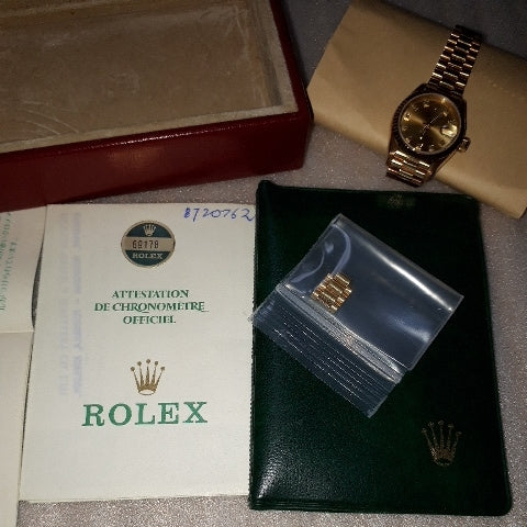 Rolex Datejust Ladies' 10-Piece Diamond 18K Yellow Gold Solid Gold 69178G Circa 1985 Warranty Card Links Outer Box Instruction Manual