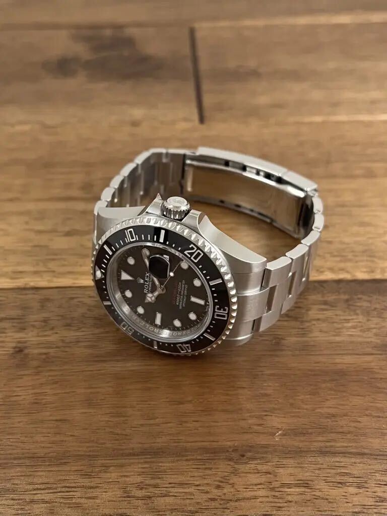 Pre-owned Rolex Sea-Dweller 126600 Black with Red Seed, 43mm, authenticated