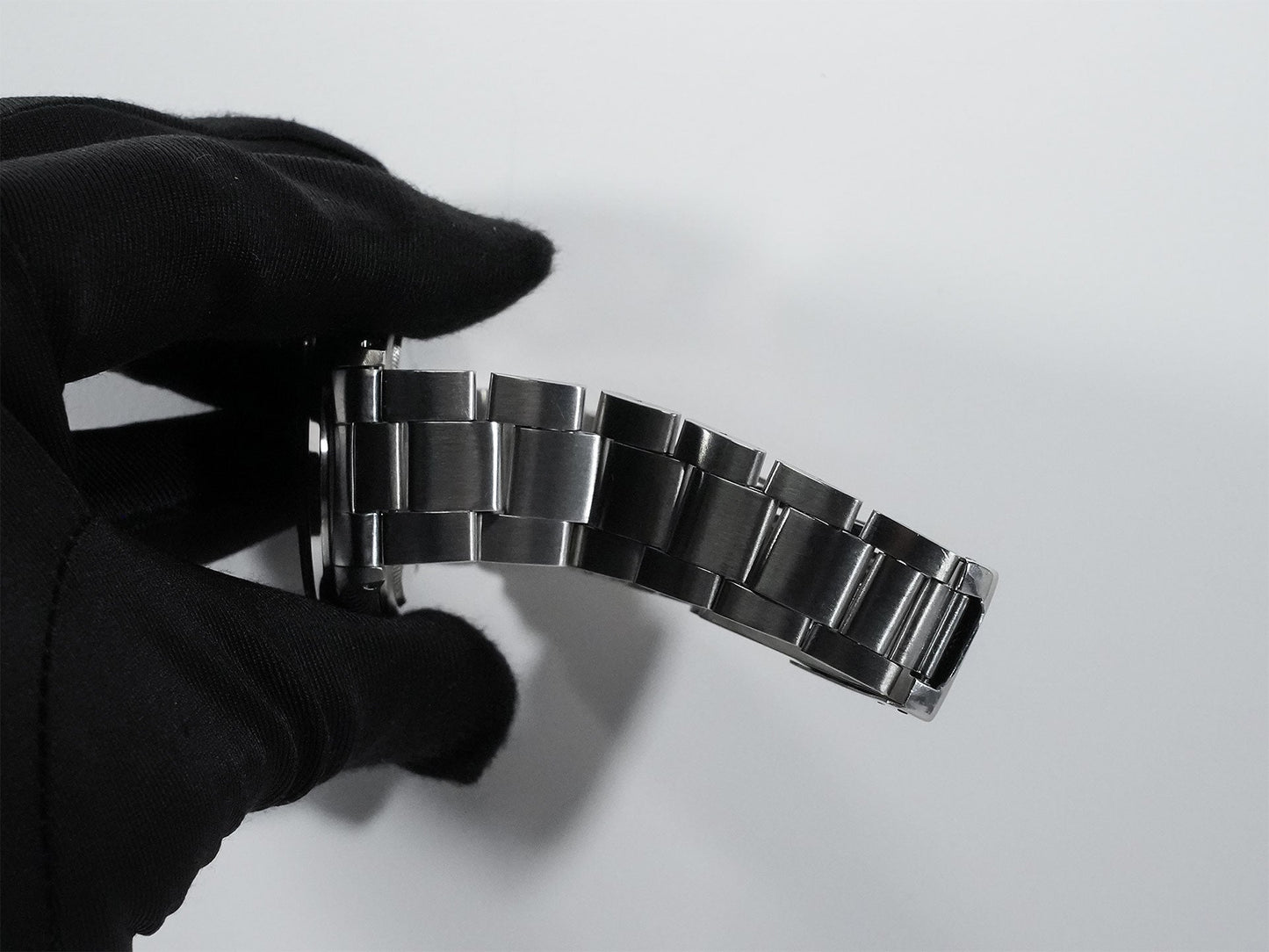 Rolex Explorer I Reference 1016MM No. 74