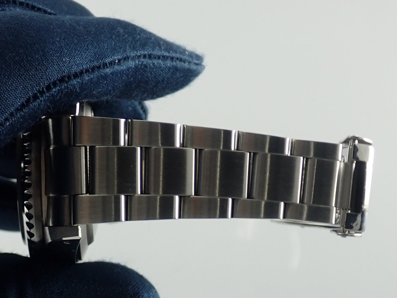 Rolex Sea-Dweller Triple Six Reference 16660 No. 94