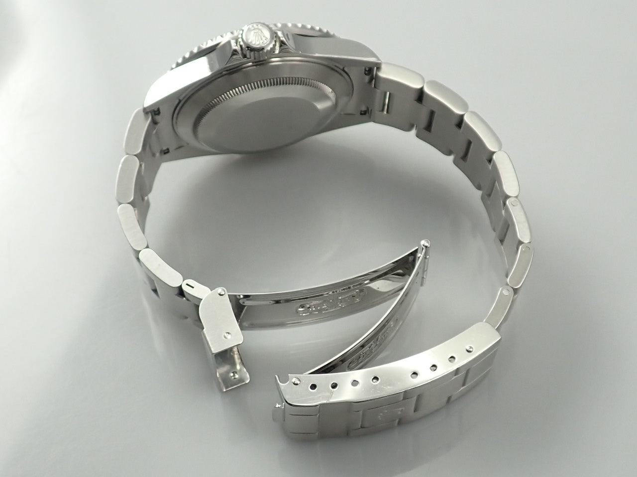 Rolex Submariner Ref.16610LV M number