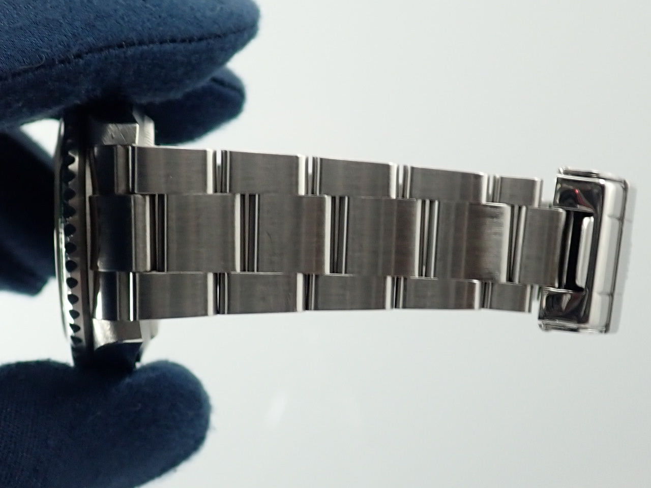 Rolex Submariner Ref.16610LV M number