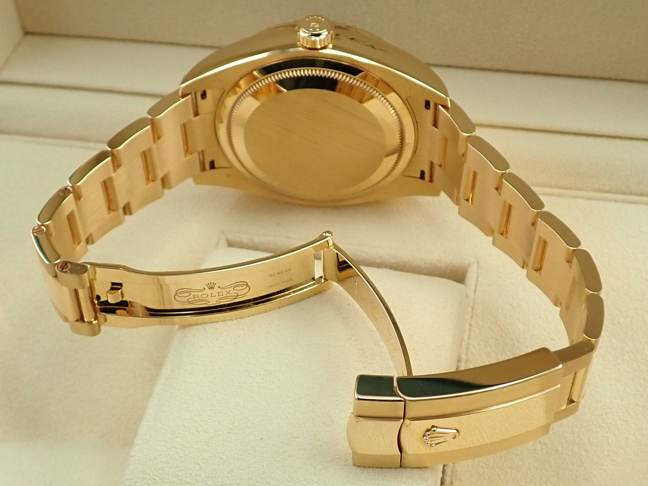 Rolex Sky-Dweller Reference 326938