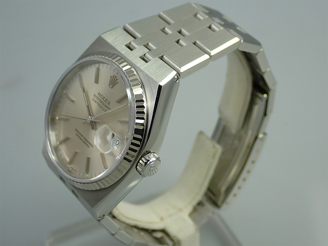 Rolex Oysterquartz Reference 17014