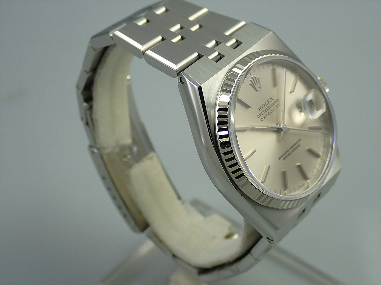 Rolex Oysterquartz Reference 17014