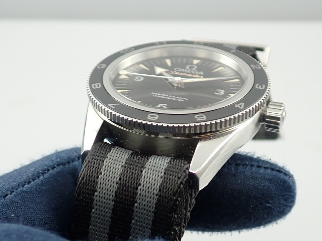 omega Seamaster 300 Spectre Limited Edition Reference 233.32.41.21.01.001