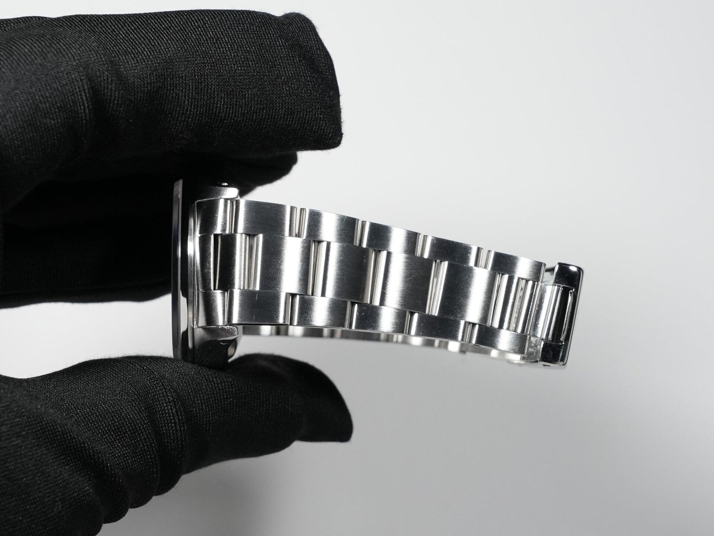 Rolex Explorer I Ref.14270 S series