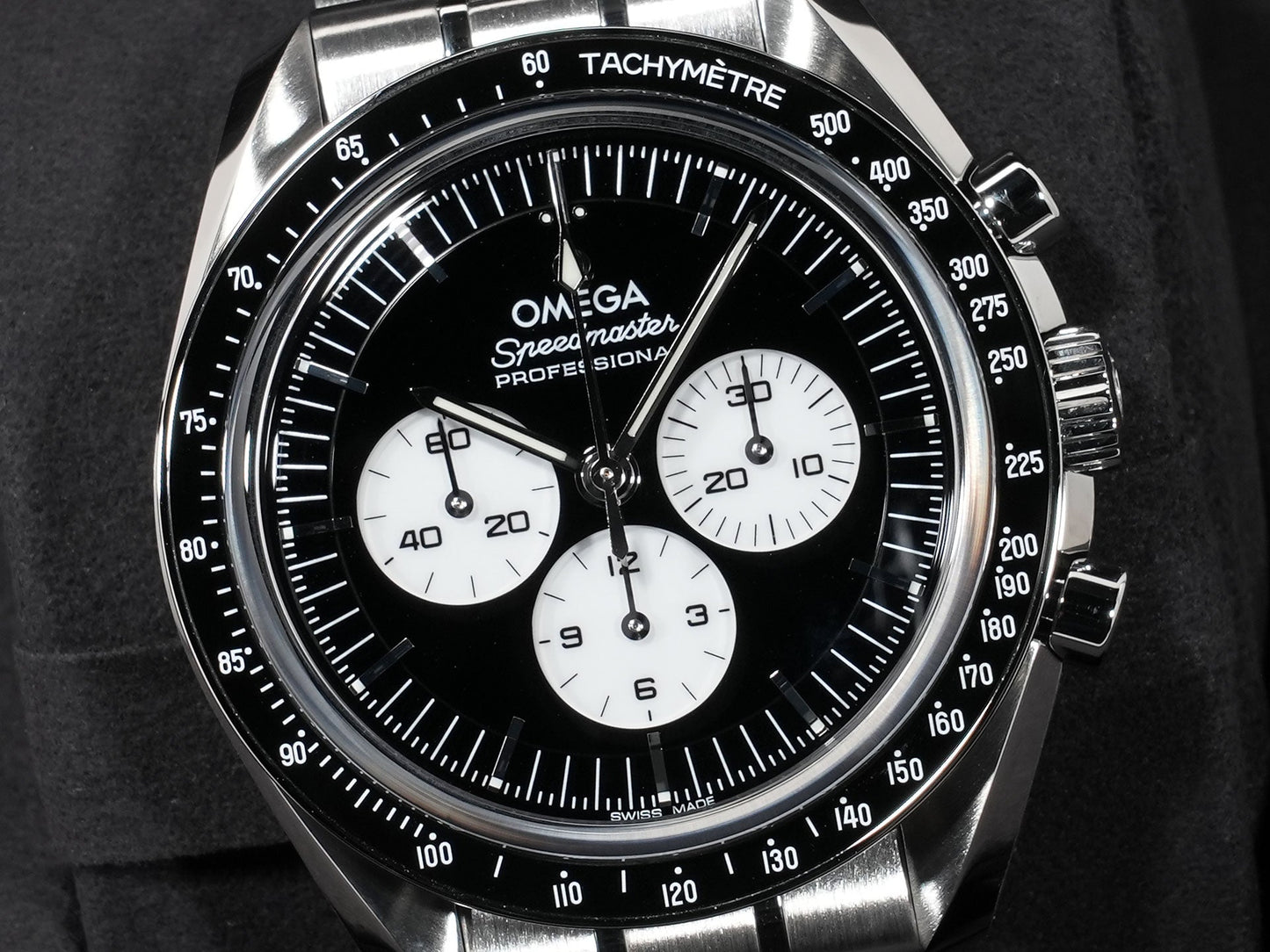 omega Speedmaster Moonwatch Professional Reference 310.30.42.50.01.004