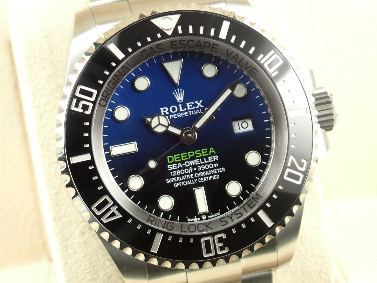 Rolex Sea-Dweller Deep Sea Reference 126660