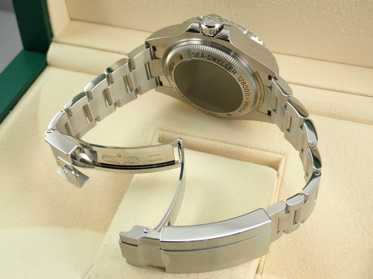Rolex Sea-Dweller Deep Sea Reference 126660