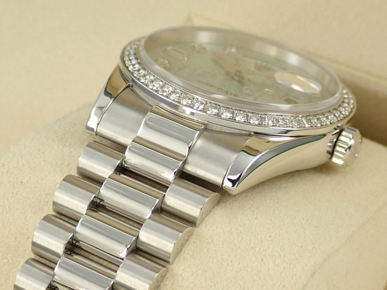 Rolex Day Date Ref.118346A D number