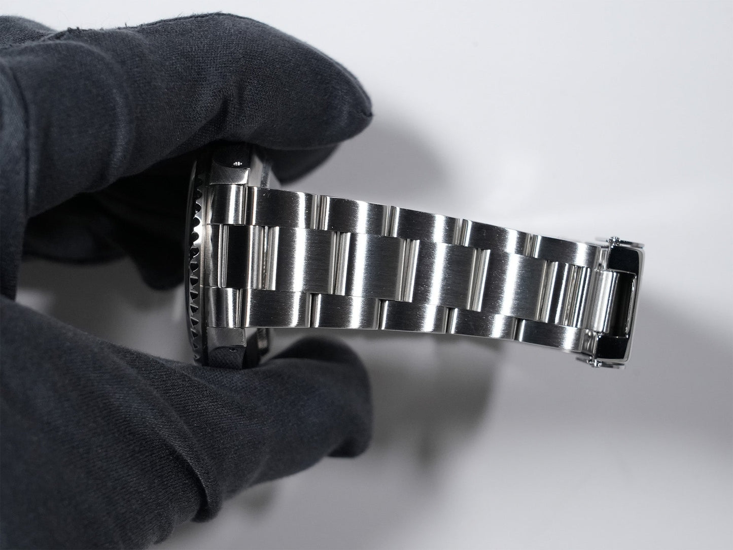 Rolex Submariner No Date Ref.14060M Y series