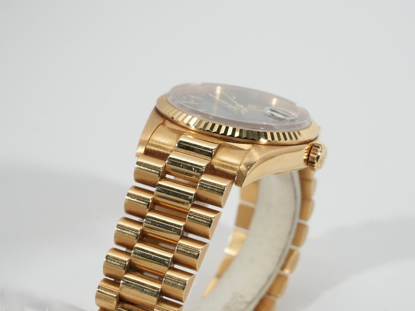 Rolex Day-Date 36 Ref.18238 R number