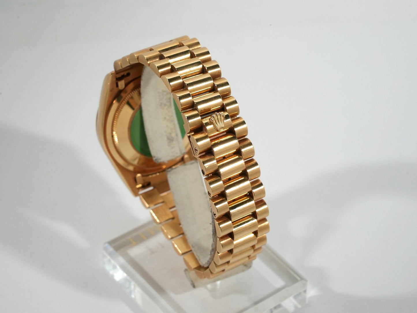 Rolex Day Date 36 Ref.18238 R number