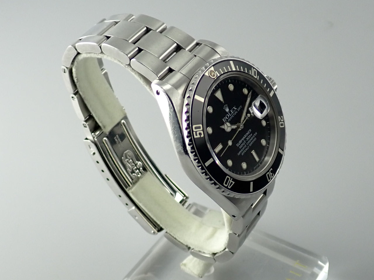 Rolex Submariner Reference 16800 No. 98