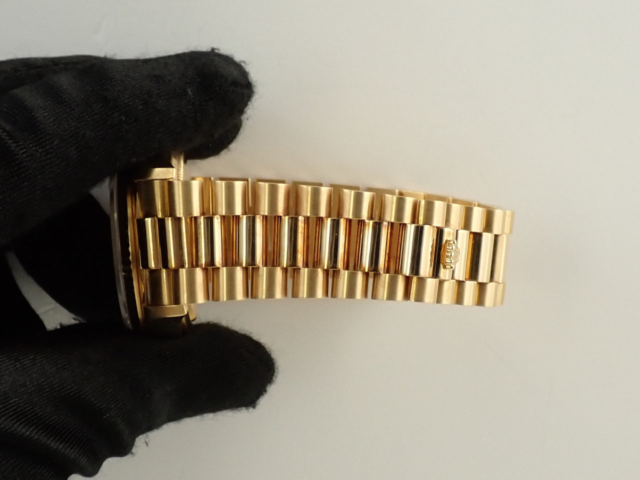 Rolex Day Date 36 Ref.18038 R number