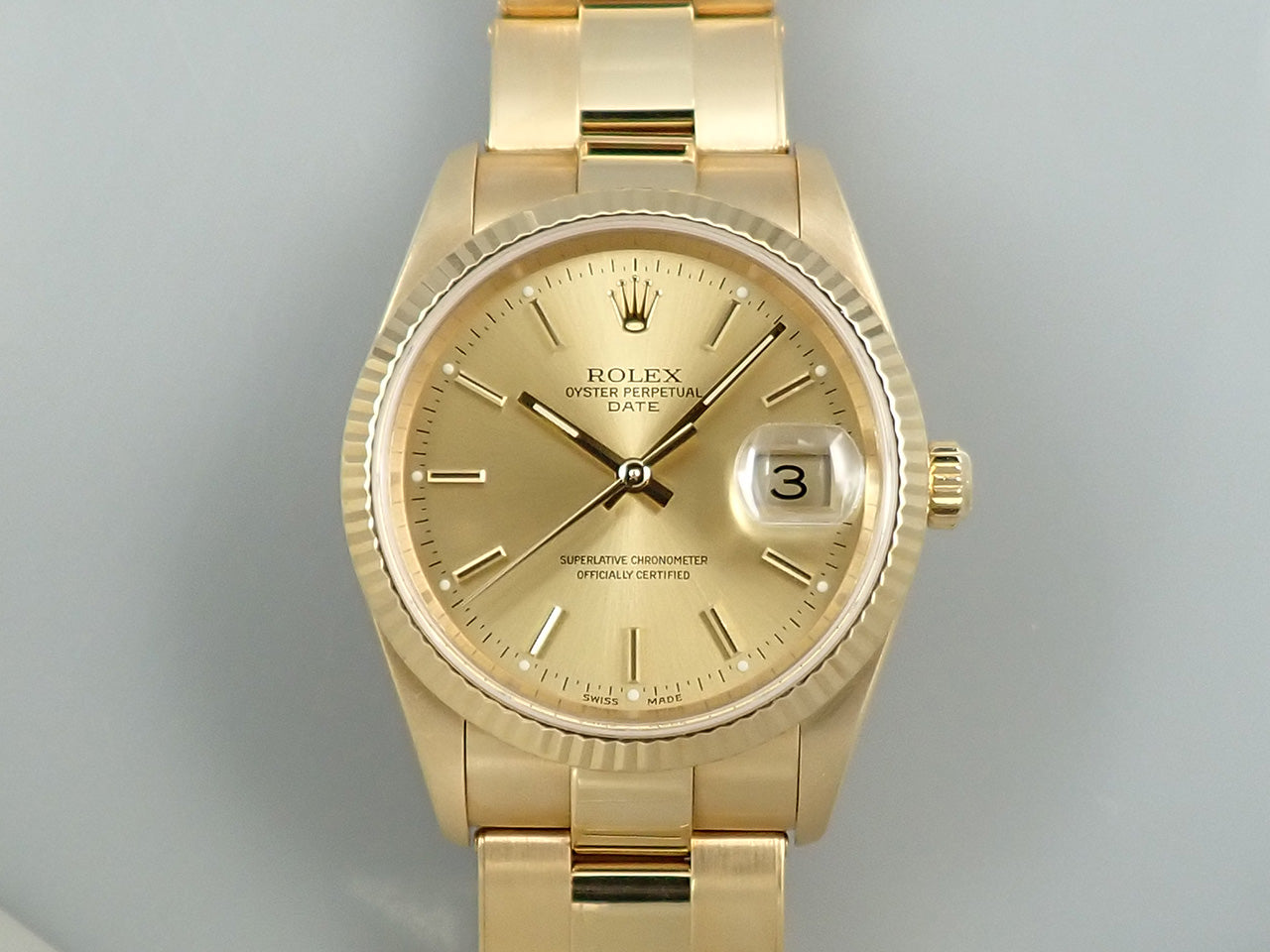 Rolex Oyster Perpetual Date Reference 15238