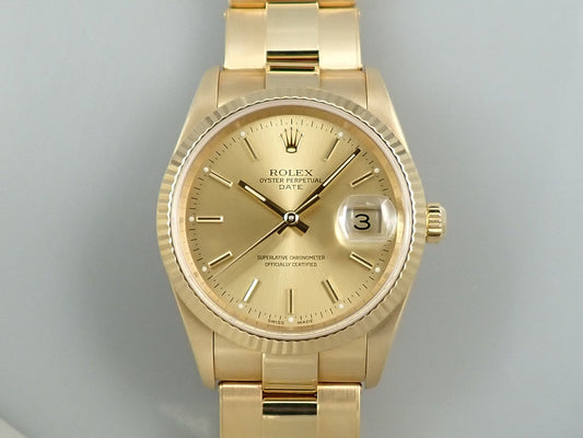 Rolex Oyster Perpetual Date Reference 15238