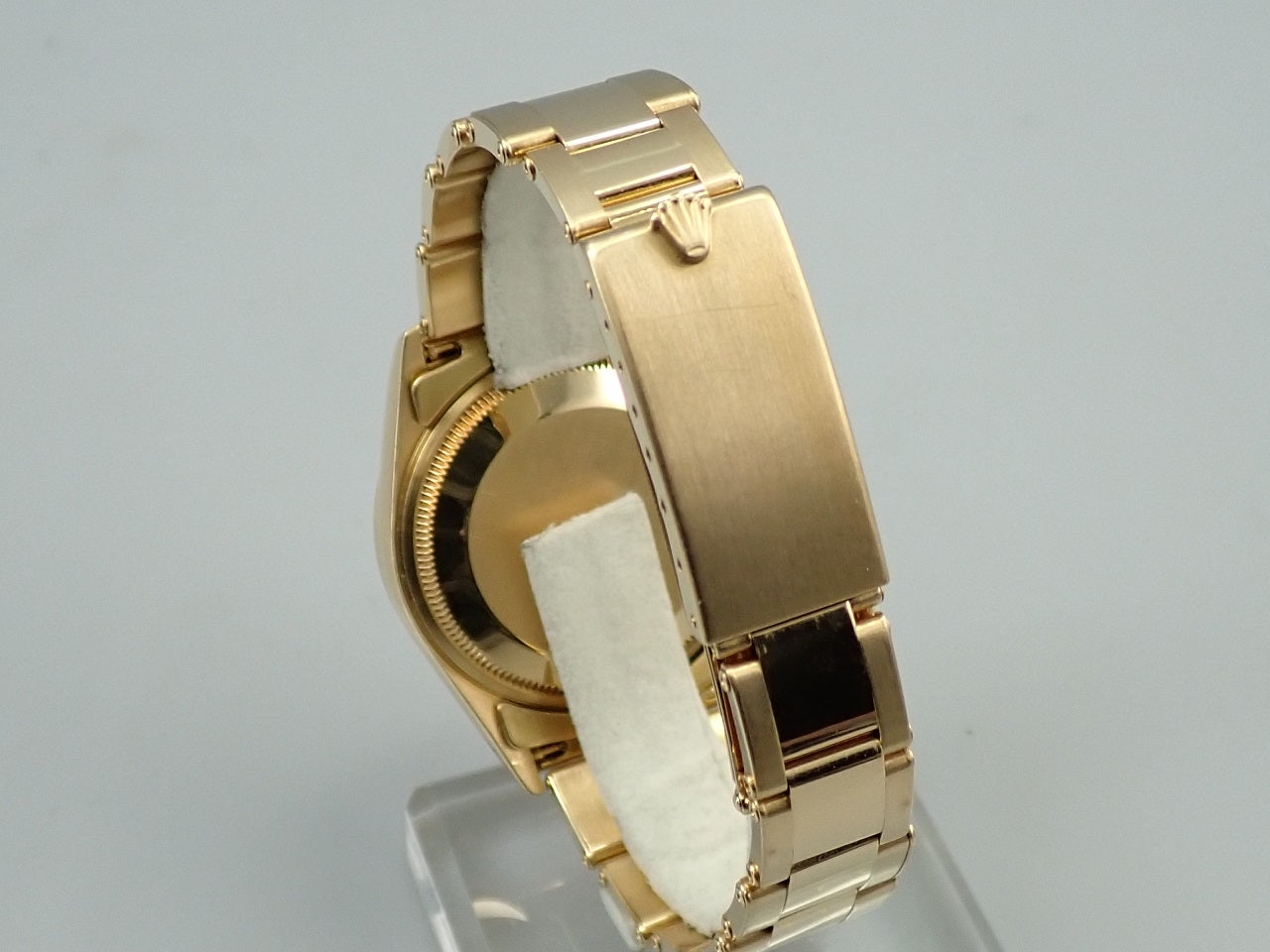 Rolex Oyster Perpetual Date Reference 15238