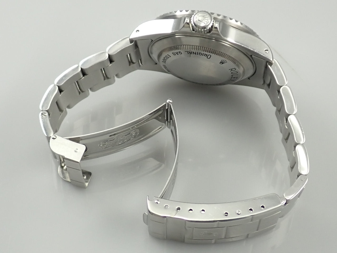Rolex Sea-Dweller Ref.16600 S series