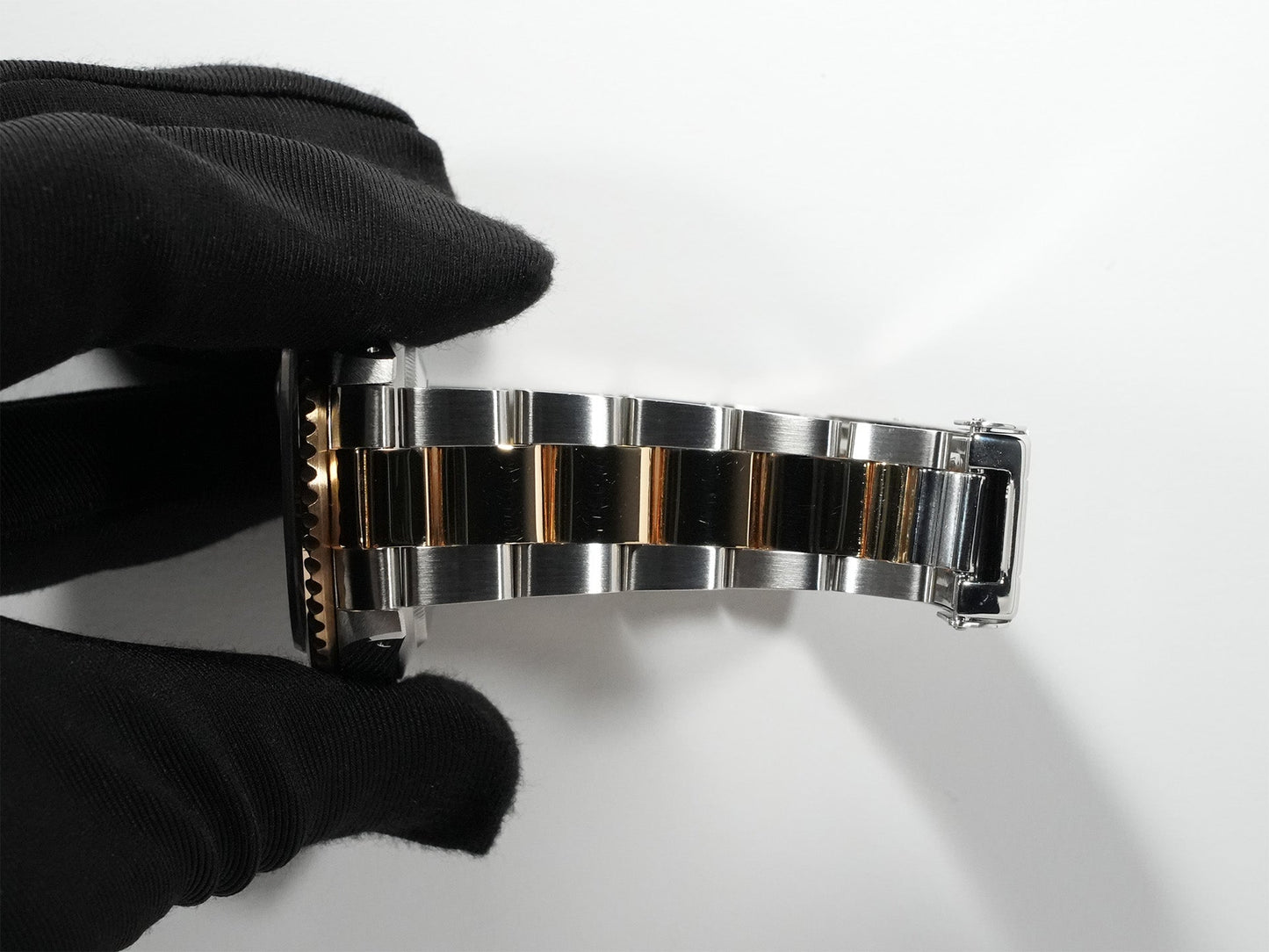 Rolex Submariner Date Ref.16613SG X number