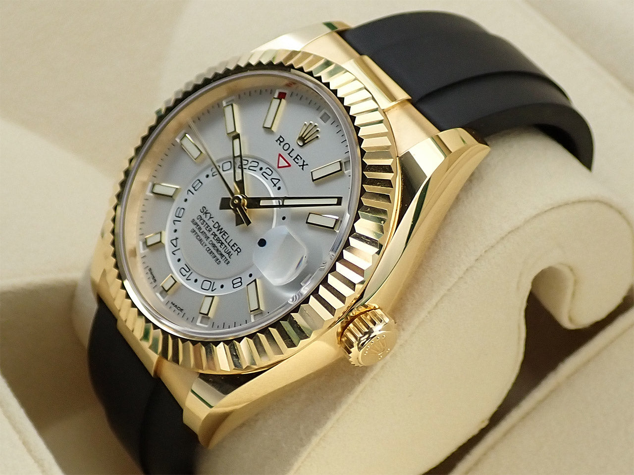 Rolex Sky-Dweller Ref.326238