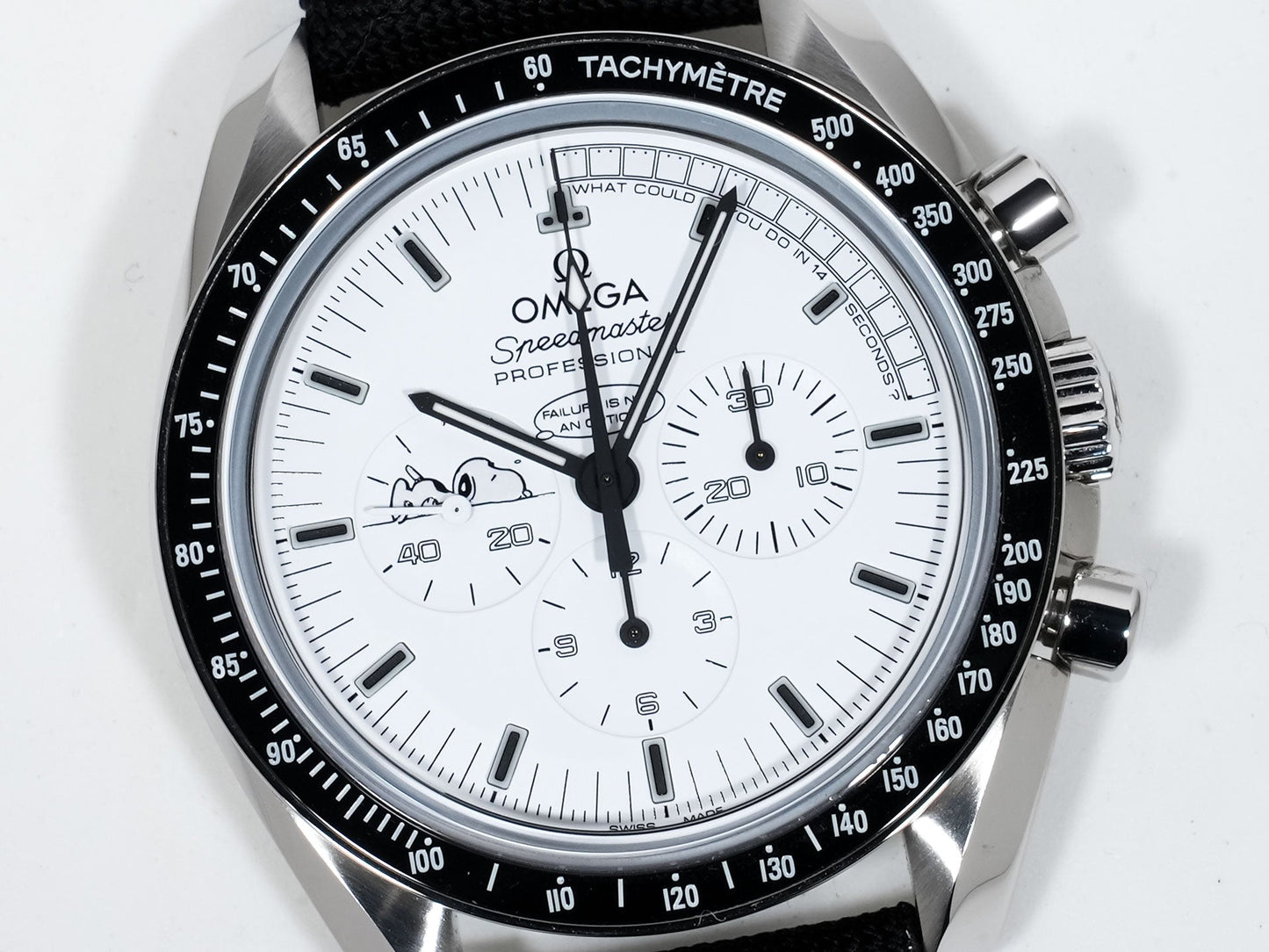 omega Speedmaster Snoopy Reference 311.32.42.30.04.003