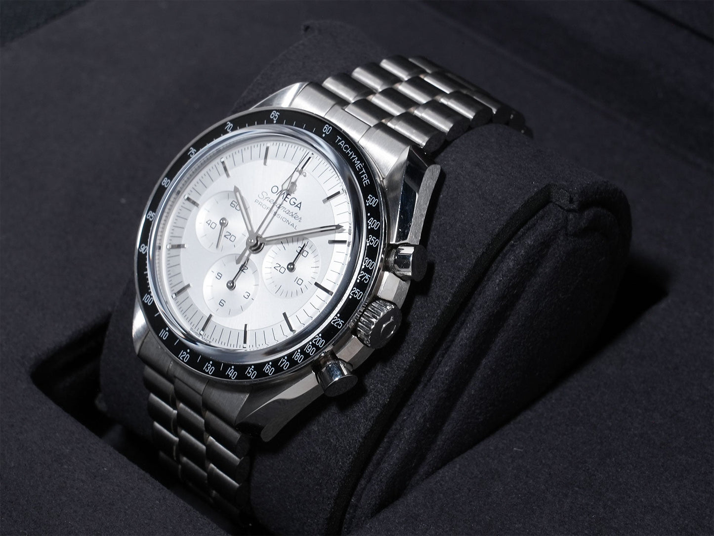 omega Speedmaster Moonwatch Professional Co-Axial Master Chronometer Chronograph 42mm Reference 310.60.42.50.02.001