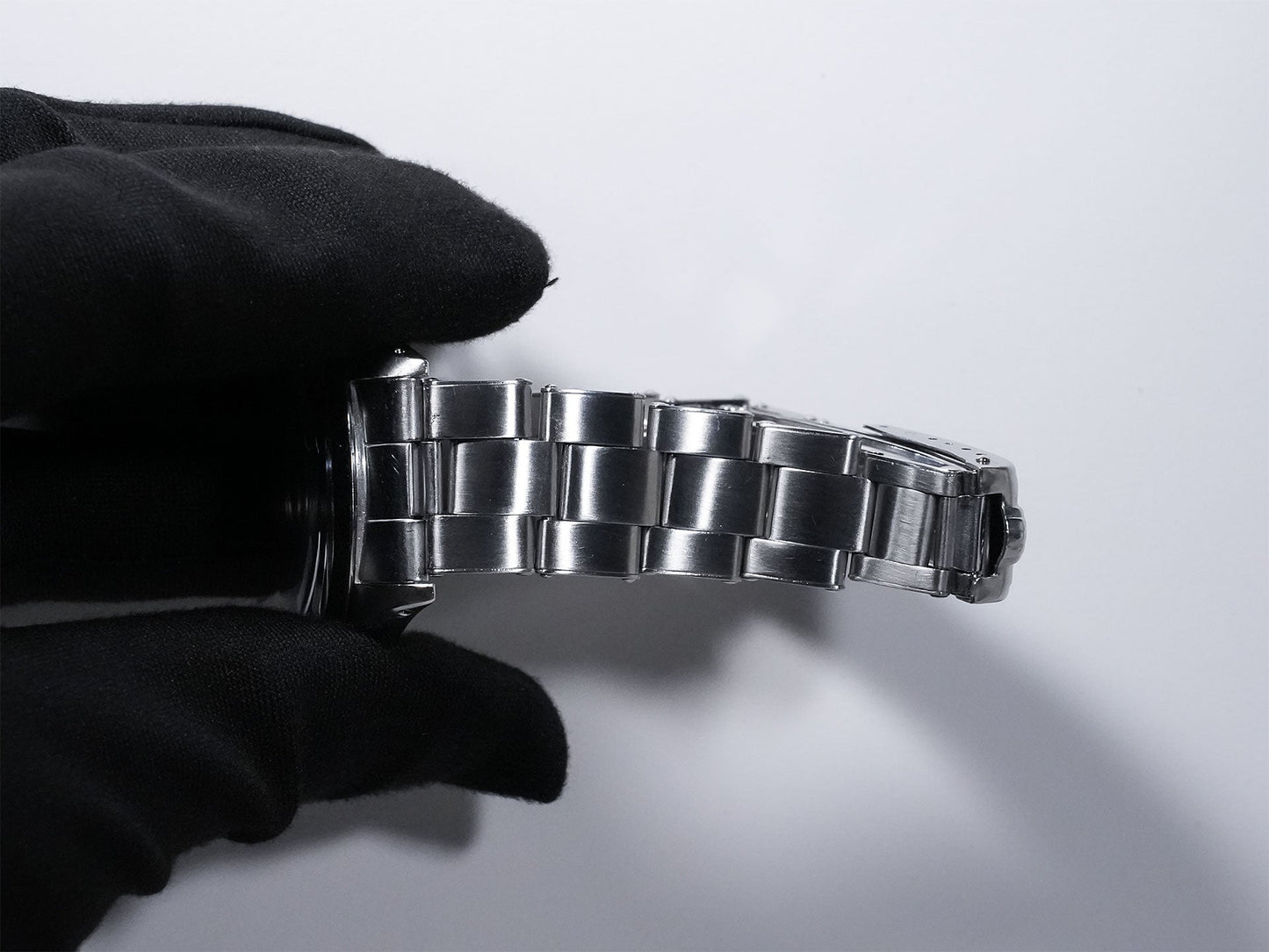 Rolex Oyster Perpetual Date Reference 1500 No. 21