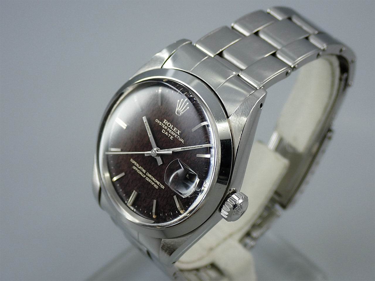 Rolex Oyster Perpetual Date Reference 1500 No. 27