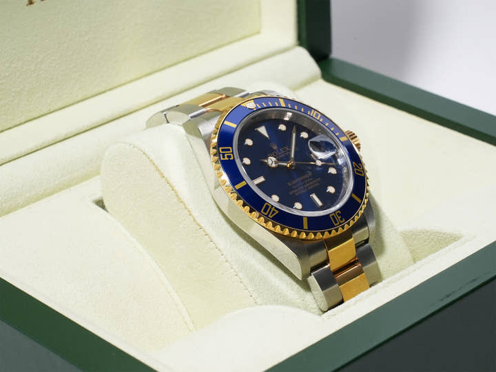 Rolex Submariner Date  Ref.16613 M