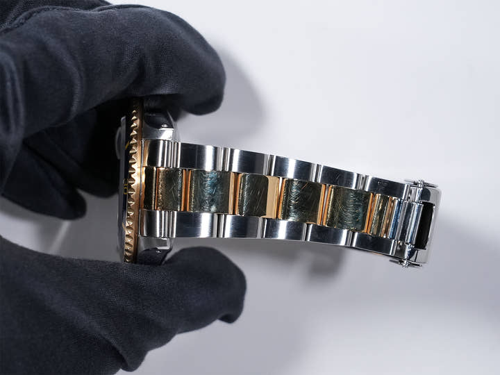 Rolex Submariner Date  Ref.16613 W