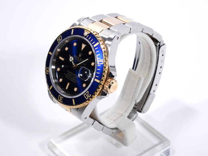 Rolex Submariner Date  Ref.16803 R number