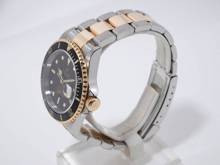 Rolex Submariner Date  Ref.16613LN F number