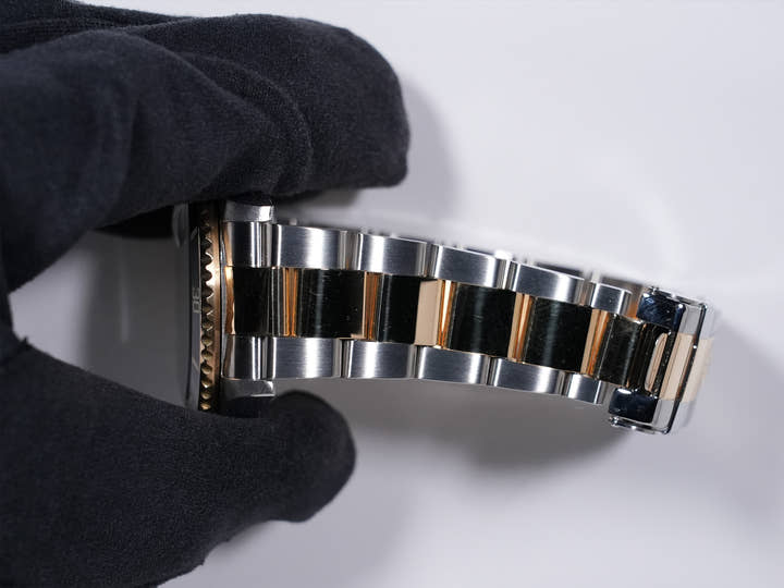 Rolex Submariner Date  Ref. 16613LN F